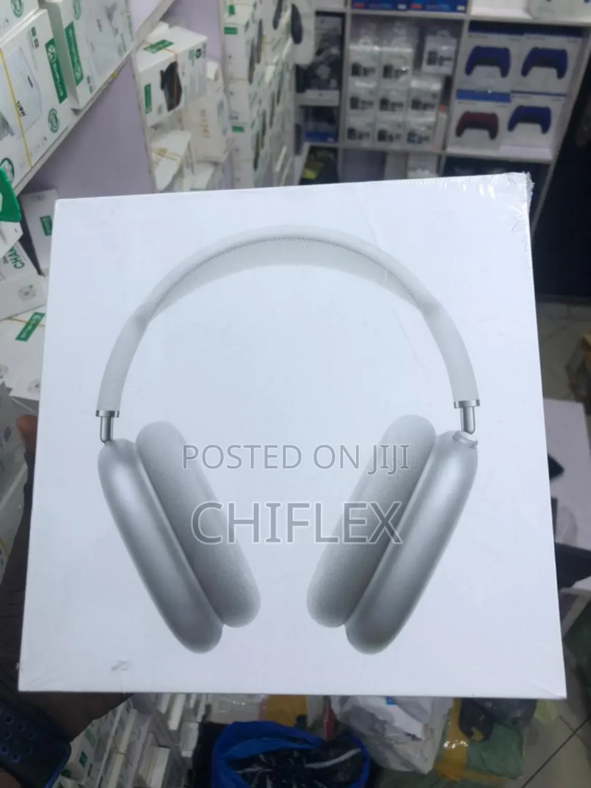 Small Airpodmax