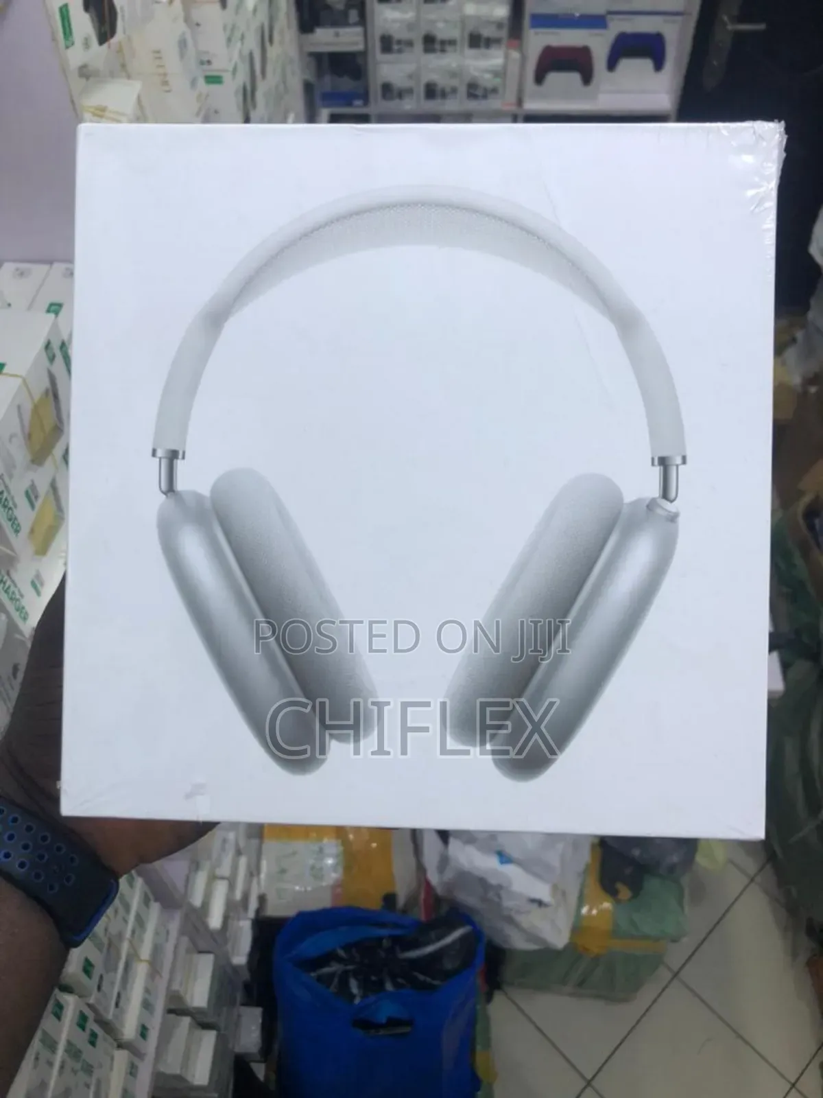 Small Airpodmax