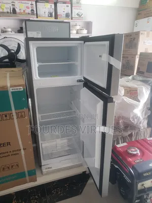 124l Hisense Top Freezer