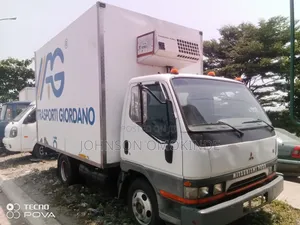 Mitsubishi Fuso Cooling Van