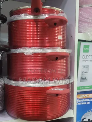 High-Quality Set of Pots