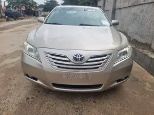 Toyota Camry 3.5 XLE 2008 Gold