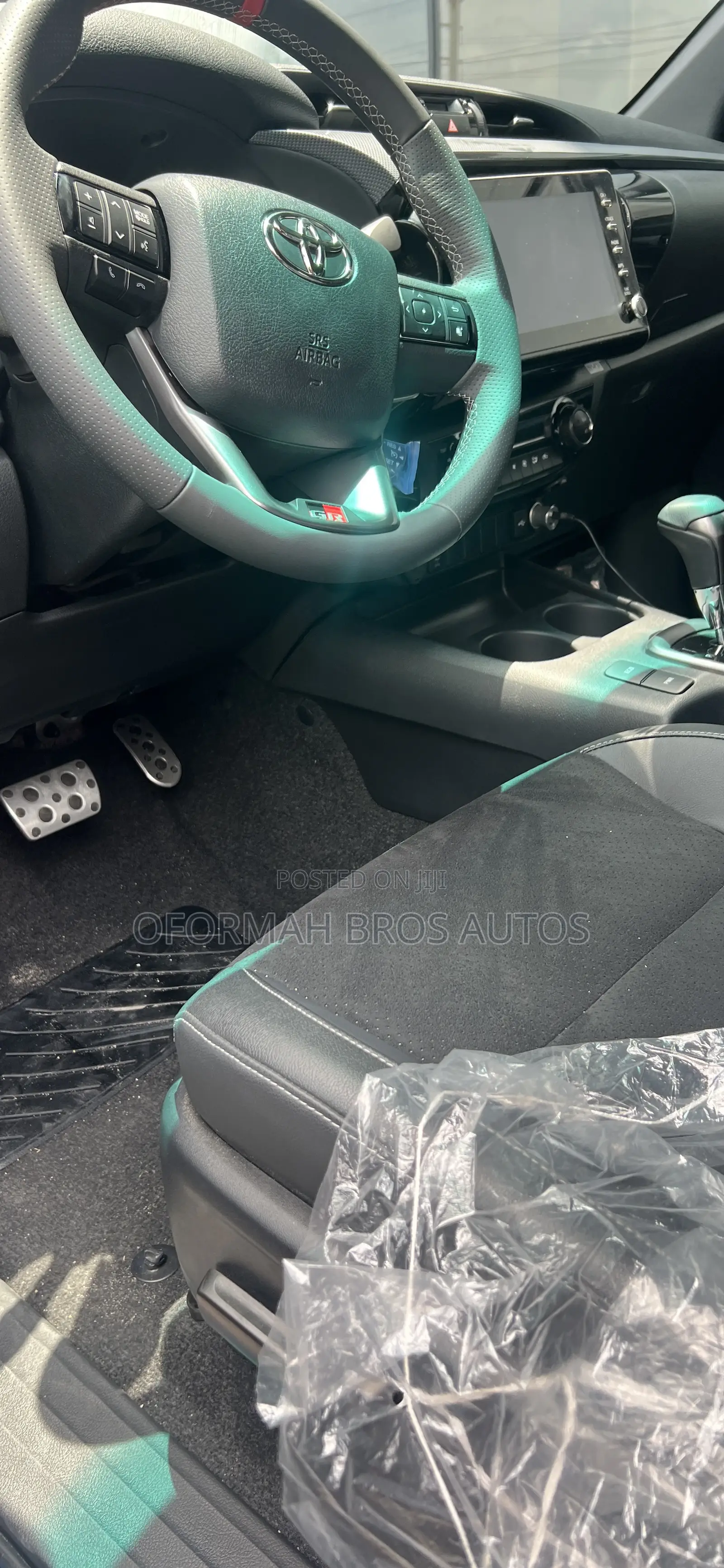Toyota Hilux 2025 Black