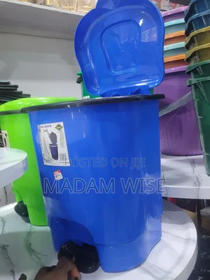 Pedal Waste Bin