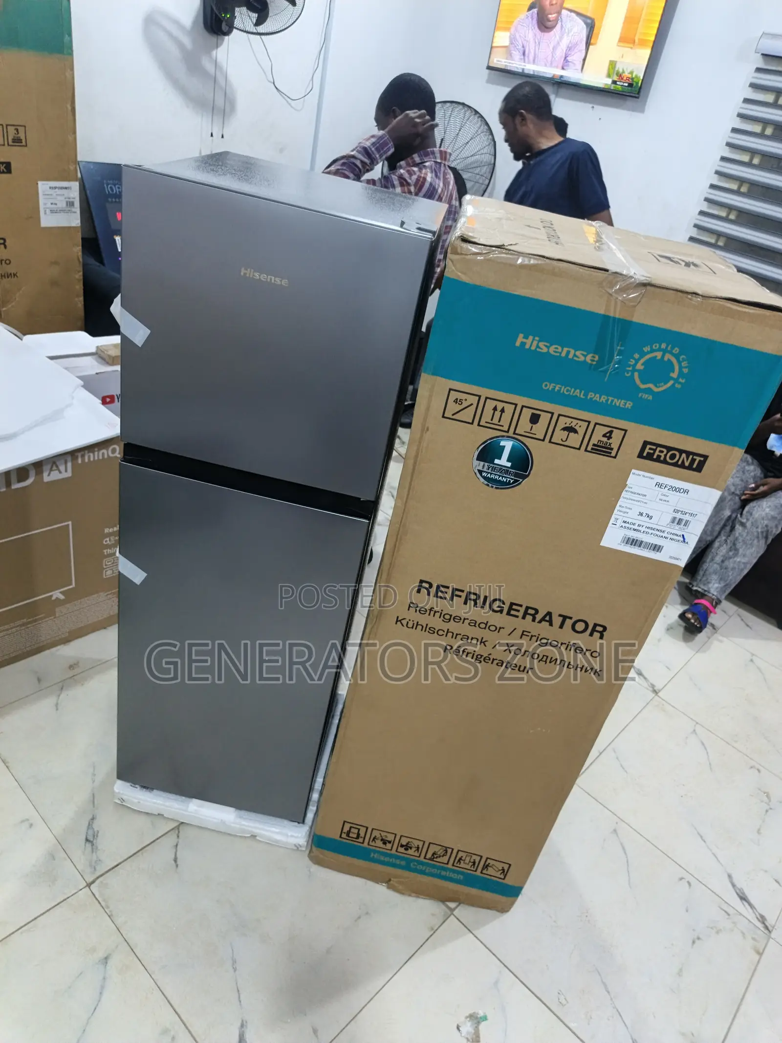 Hisense 154l Double Door Refrigerator – Adjustable Shelves