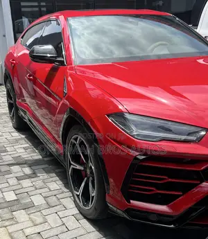 Lamborghini Urus Pearl Capsule 2021 Red