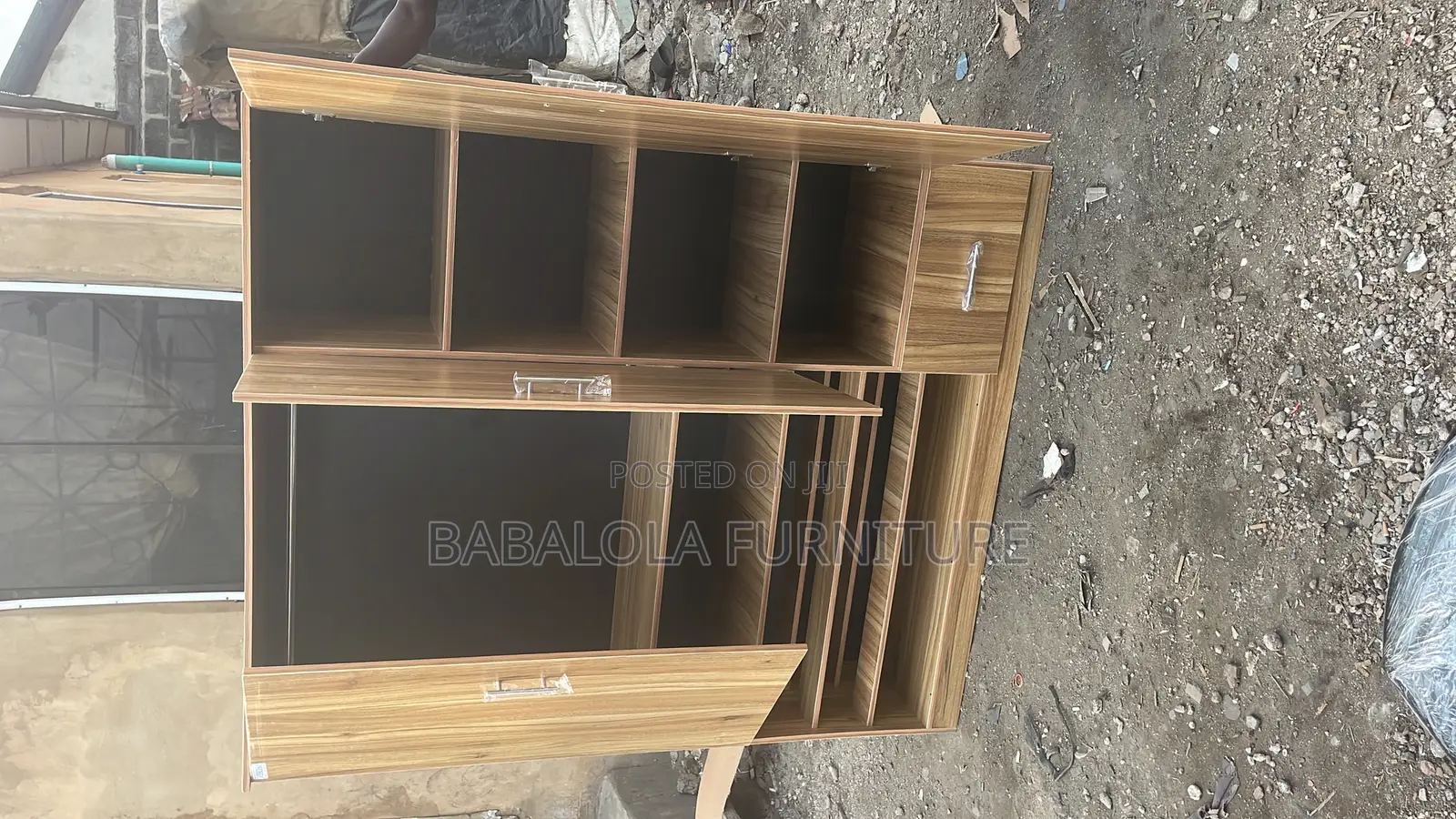 4/6 Wardrobe
