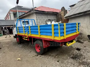 Toyota Dyna 250 Long Chasis Old Model Petrol Engine 14f