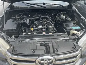 Toyota Hilux 2021 Gray