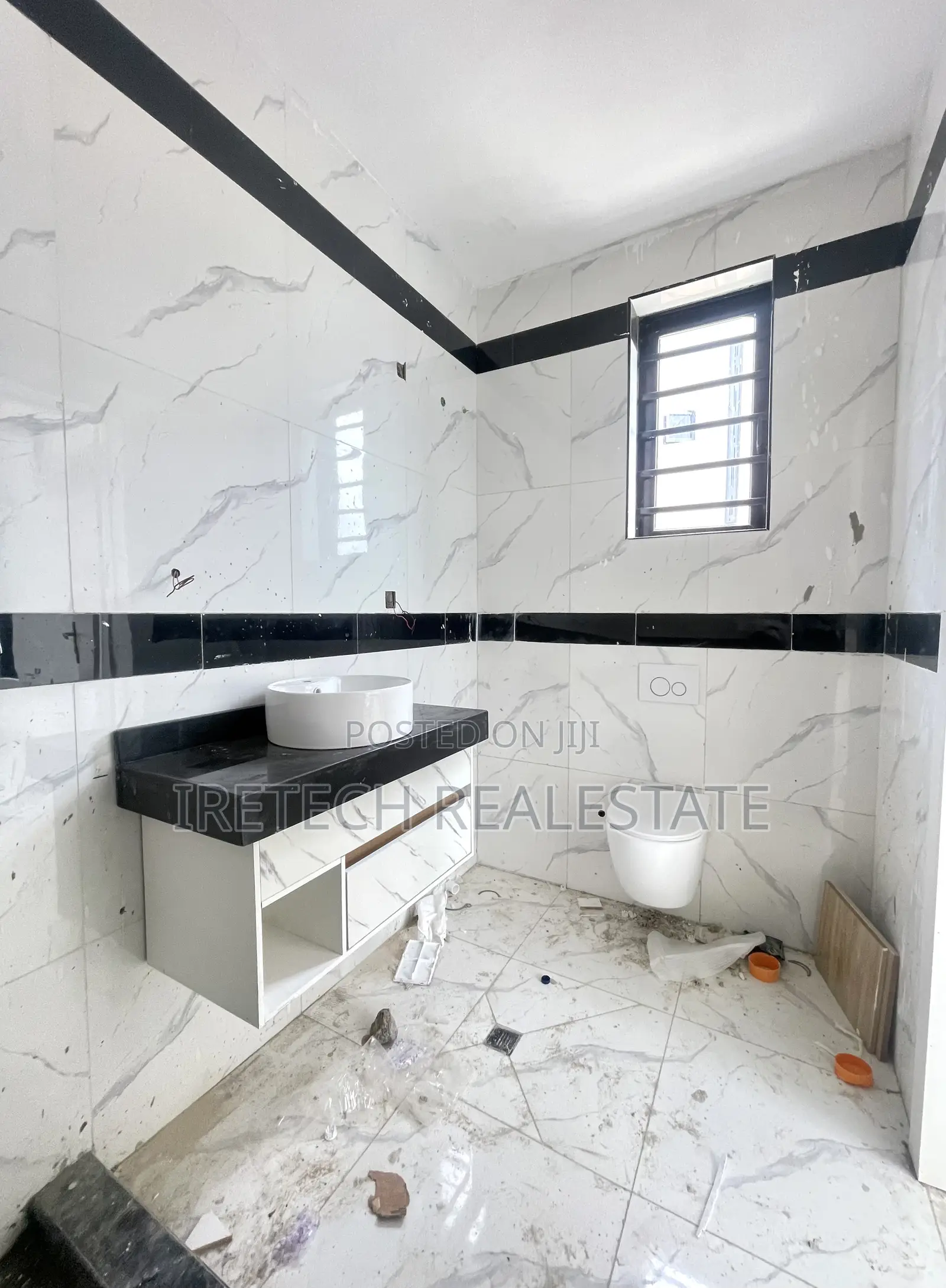 Luxury Serviced 2 Bed With Elevator And Fully Equipped Gym