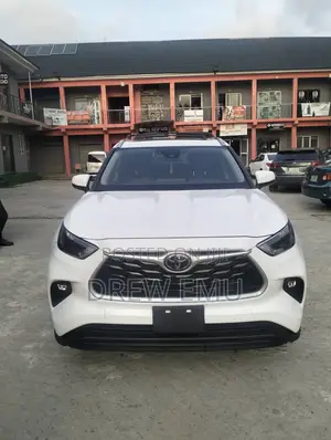 Toyota Highlander 2023 White