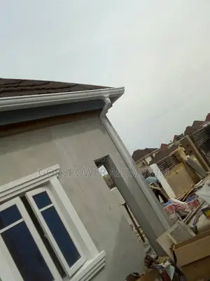 Rain Gutter