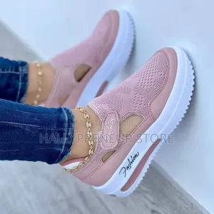 Lady's Sneakers