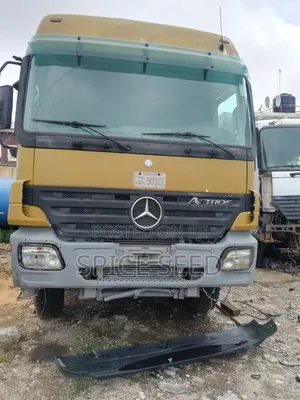 Mercedes Benz Actros 12 Tyres
