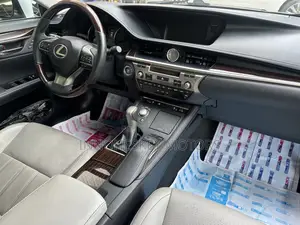 Lexus ES 350 FWD 2016 Silver