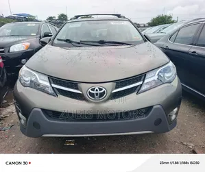 Toyota RAV4 Limited 4dr SUV AWD (2.5L 4cyl 6A) 2014 Gray
