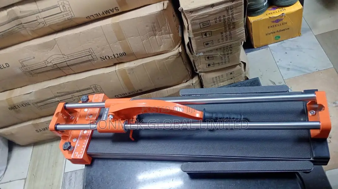 Tiles Cutting Machine