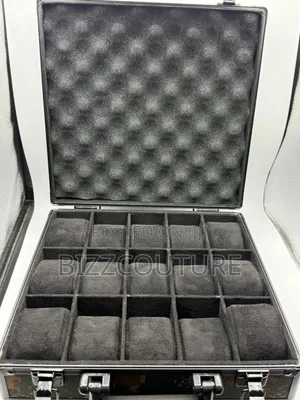 Original Watch Box Avalible in Store