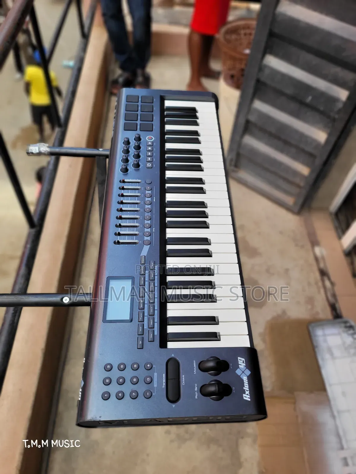 Maudio Axiom49