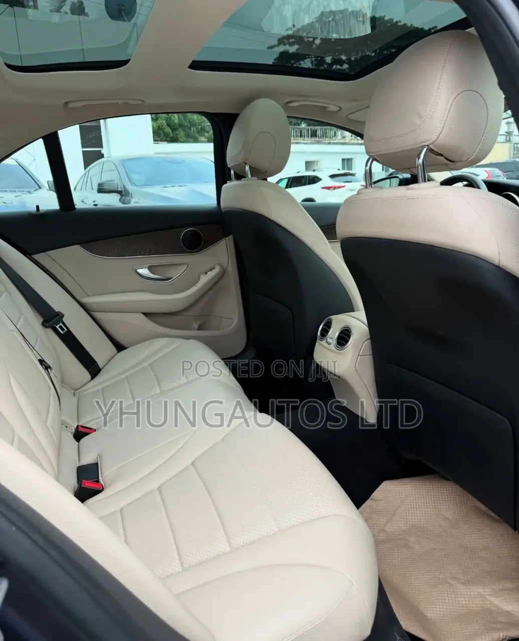 Mercedes-Benz C300 2020 Black