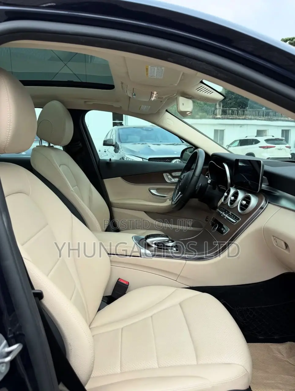 Mercedes-Benz C300 2020 Black