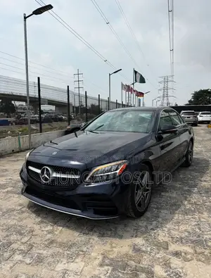 Mercedes-Benz C300 2020 Black