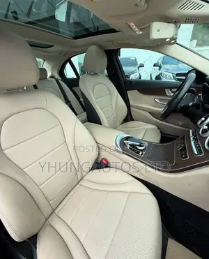 Mercedes-Benz C300 2020 Black