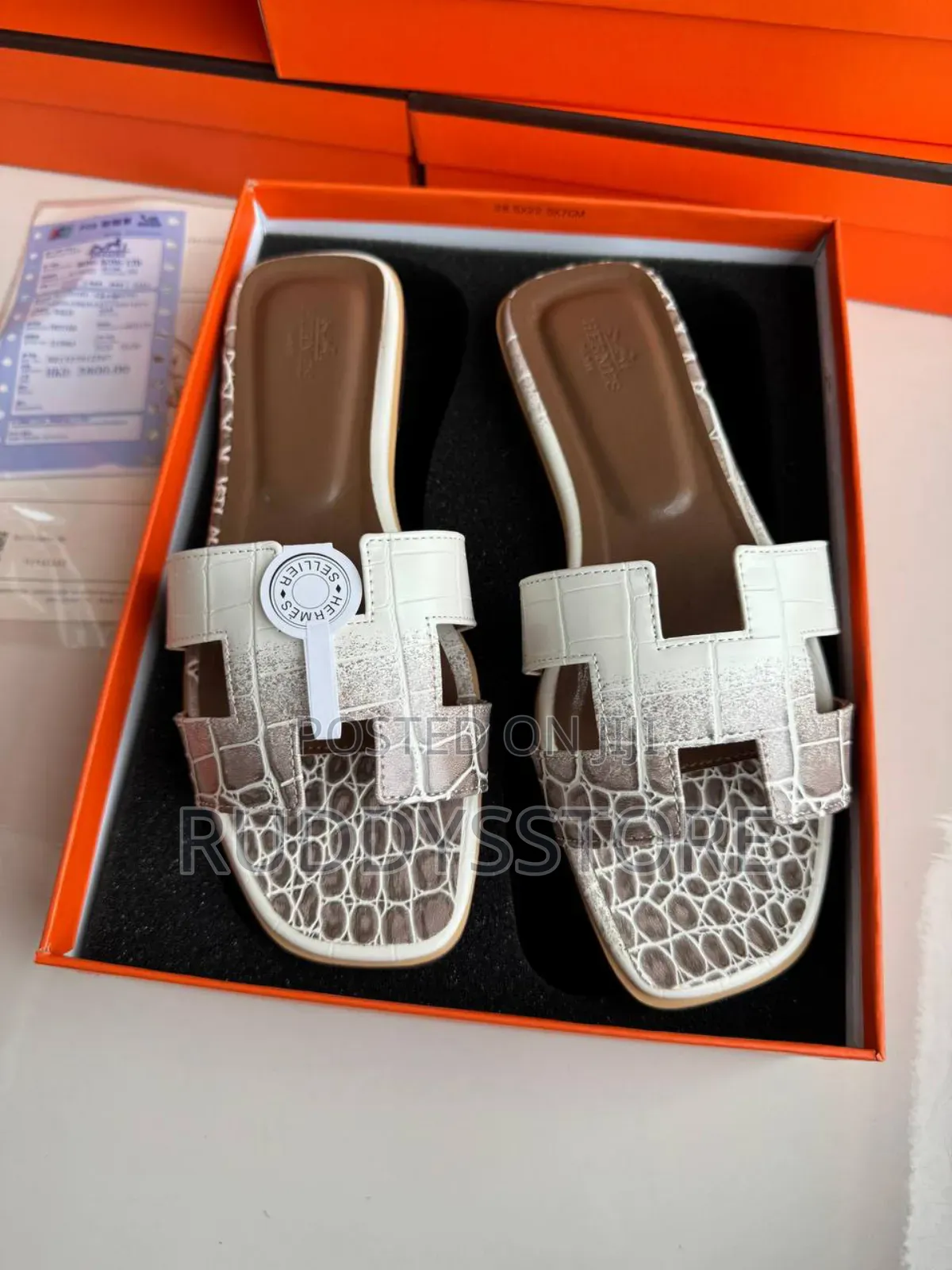 Ladies’ Fashion Sandals Slippers | Comfortable Trendy Styles