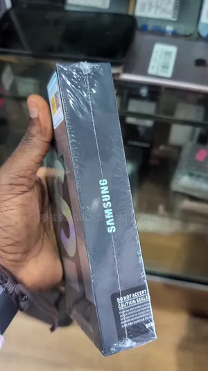 New Samsung Galaxy S21 Ultra 5G 256 GB