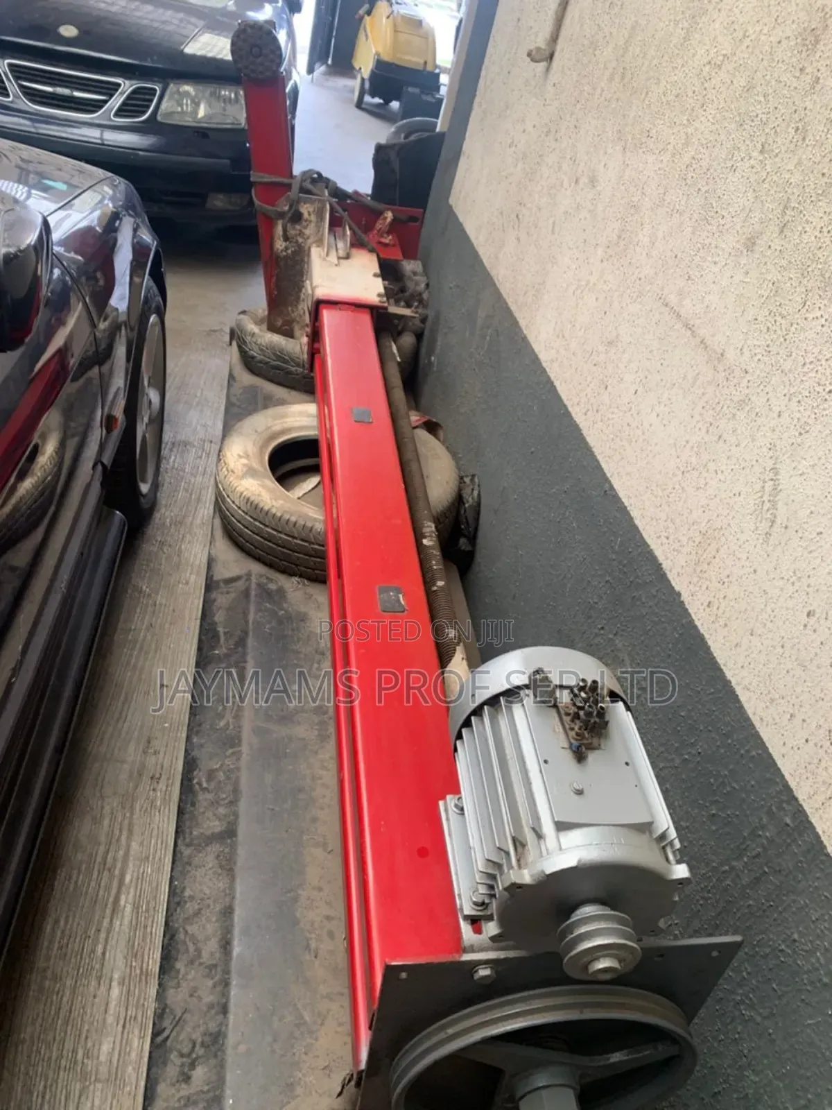 2 Pole Car Lift 2.5 Tons