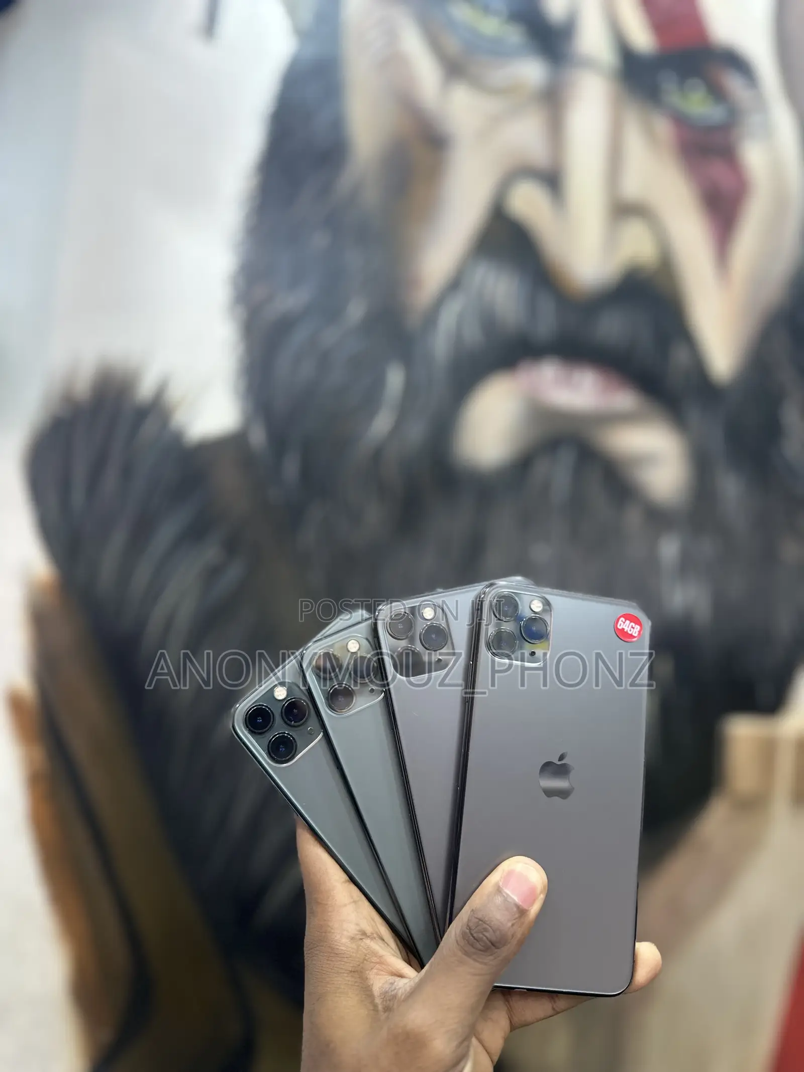 Apple iPhone 11 Pro Max 64 GB Black in Wuse 2 Mobile Phones
