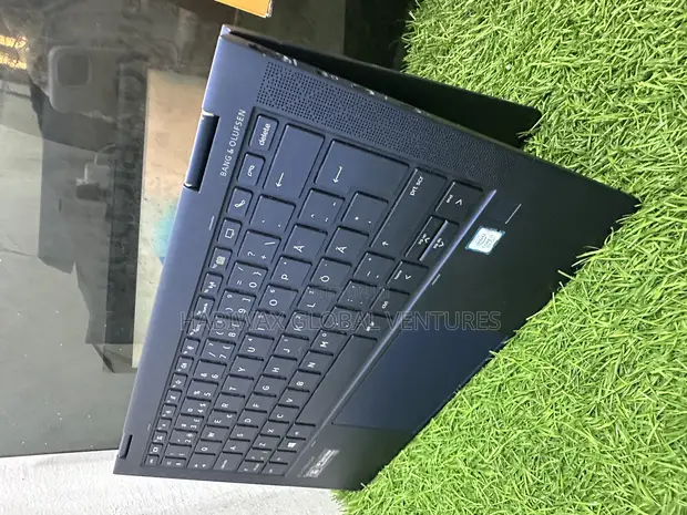 Laptop HP Elite Dragonfly x360 8th Gen 16GB Intel Core i7 SSD Laptop HP Elite Dragonfly x360 8th Gen 16GB Intel Core i7 SSD