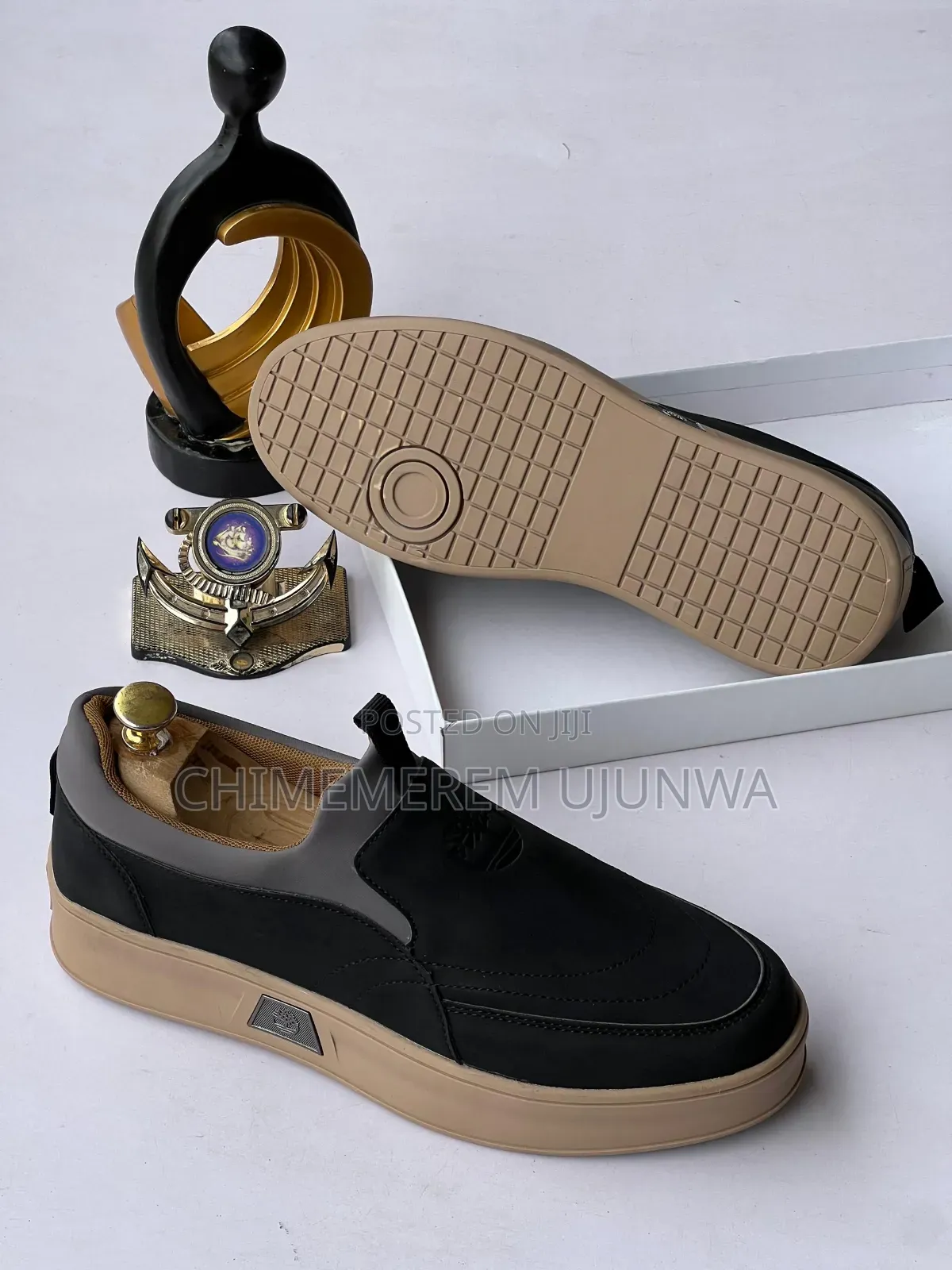 Flat Shoe With Class