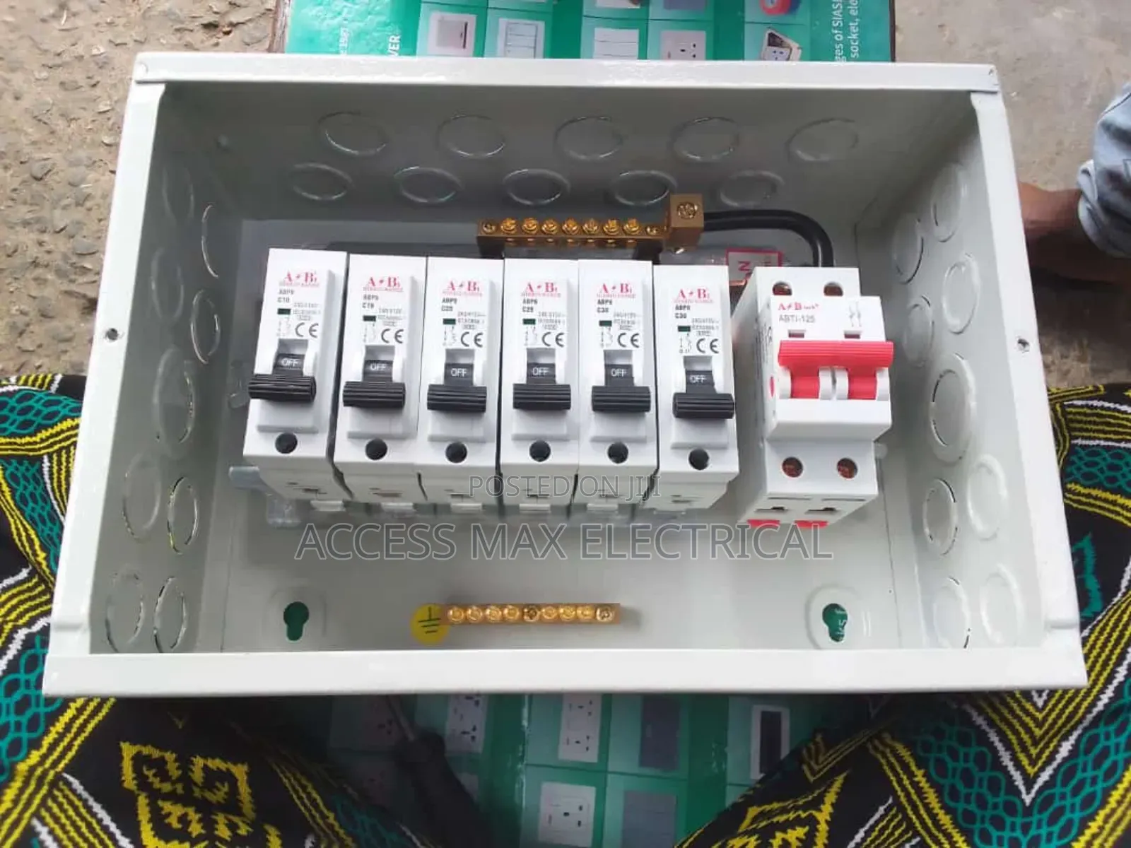D6 Single Face Board