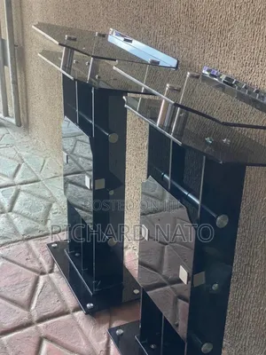 The Group Will Glass Pulpit