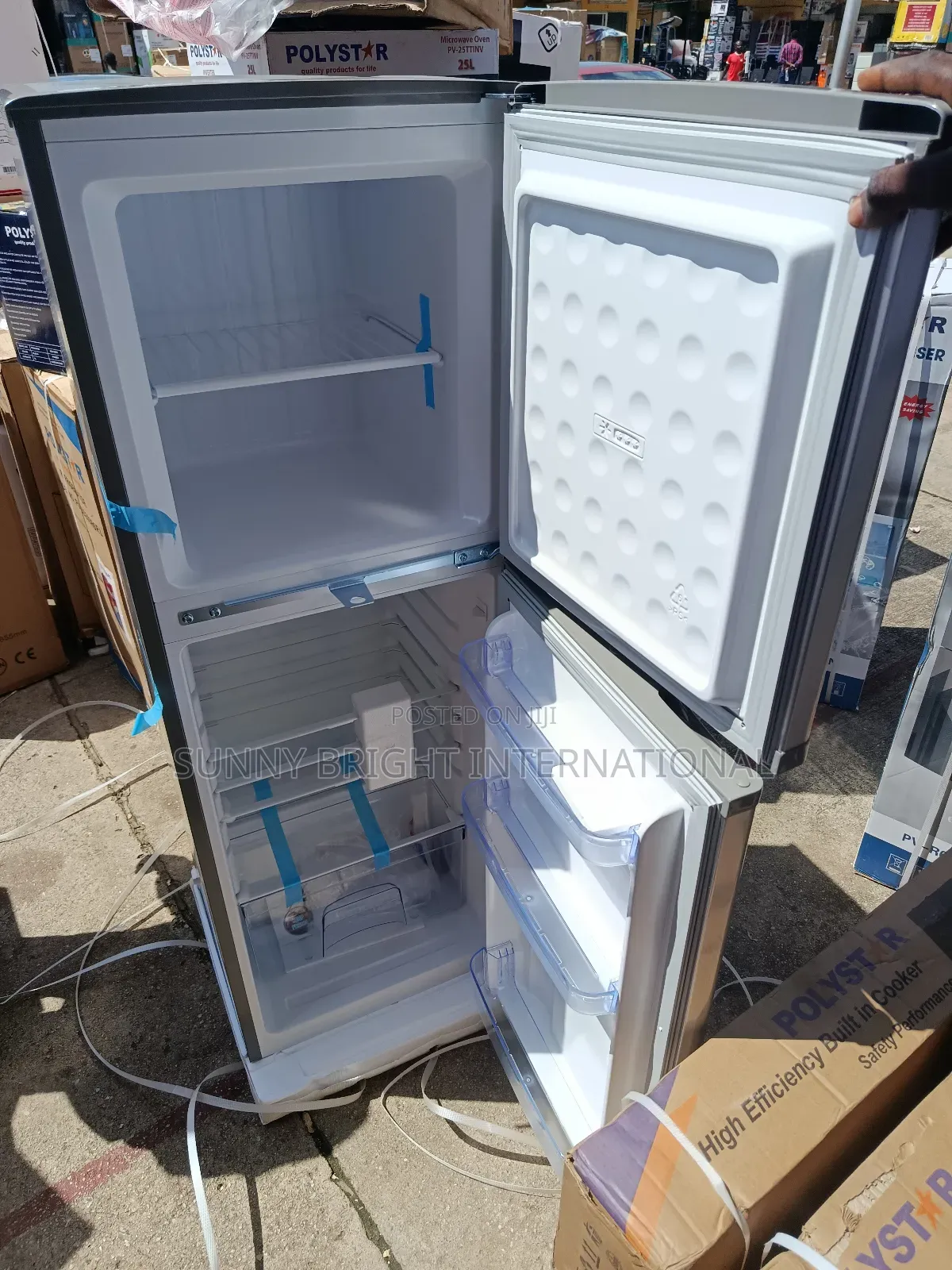 Polystar Standing Fridge 140l