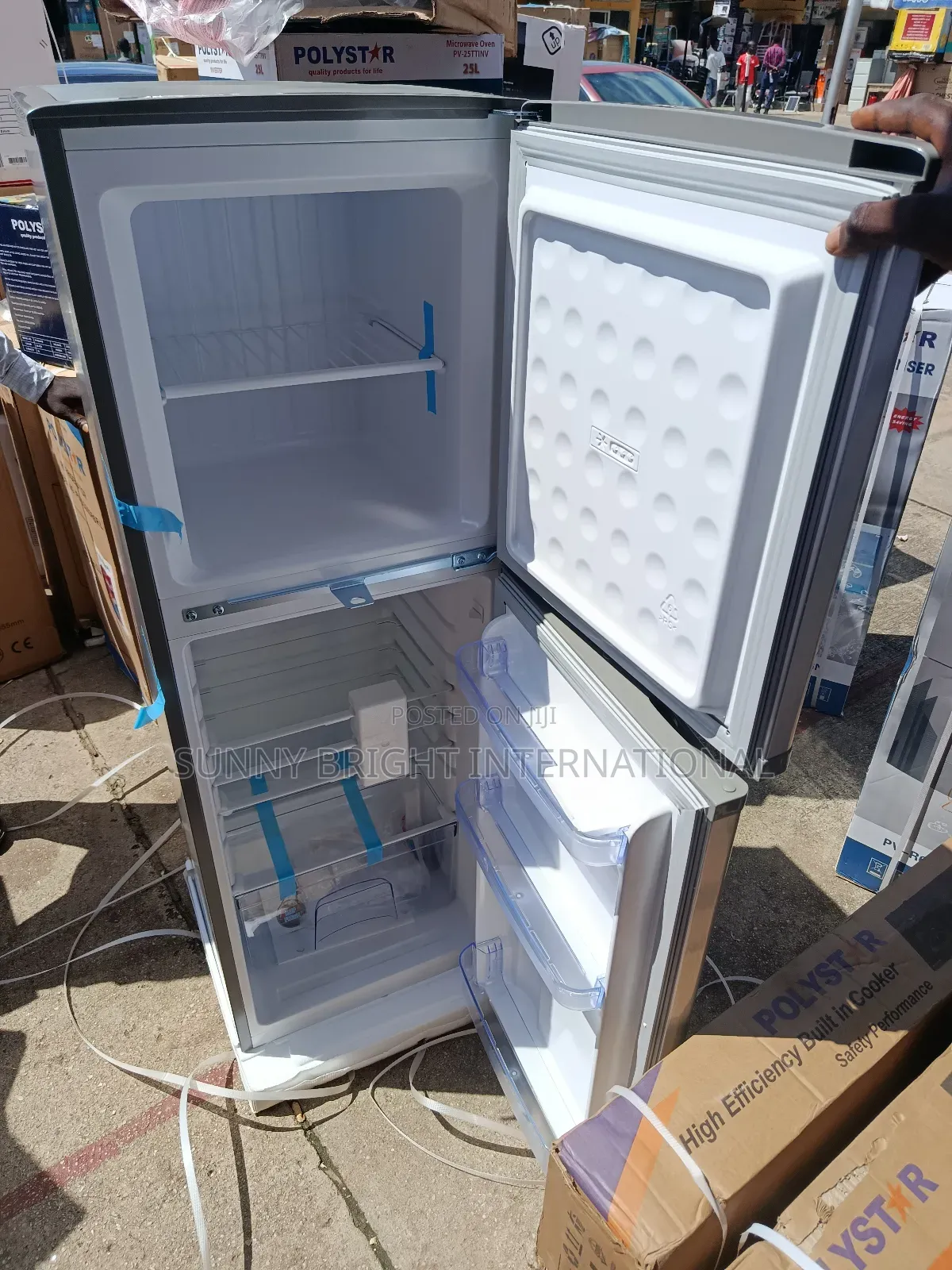 Polystar Standing Fridge 140l