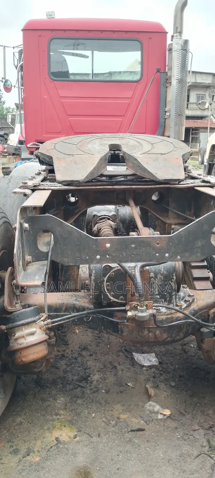 Tractor Head