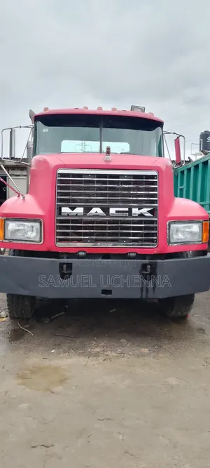 Tractor Head