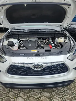 Toyota Highlander 2024 White