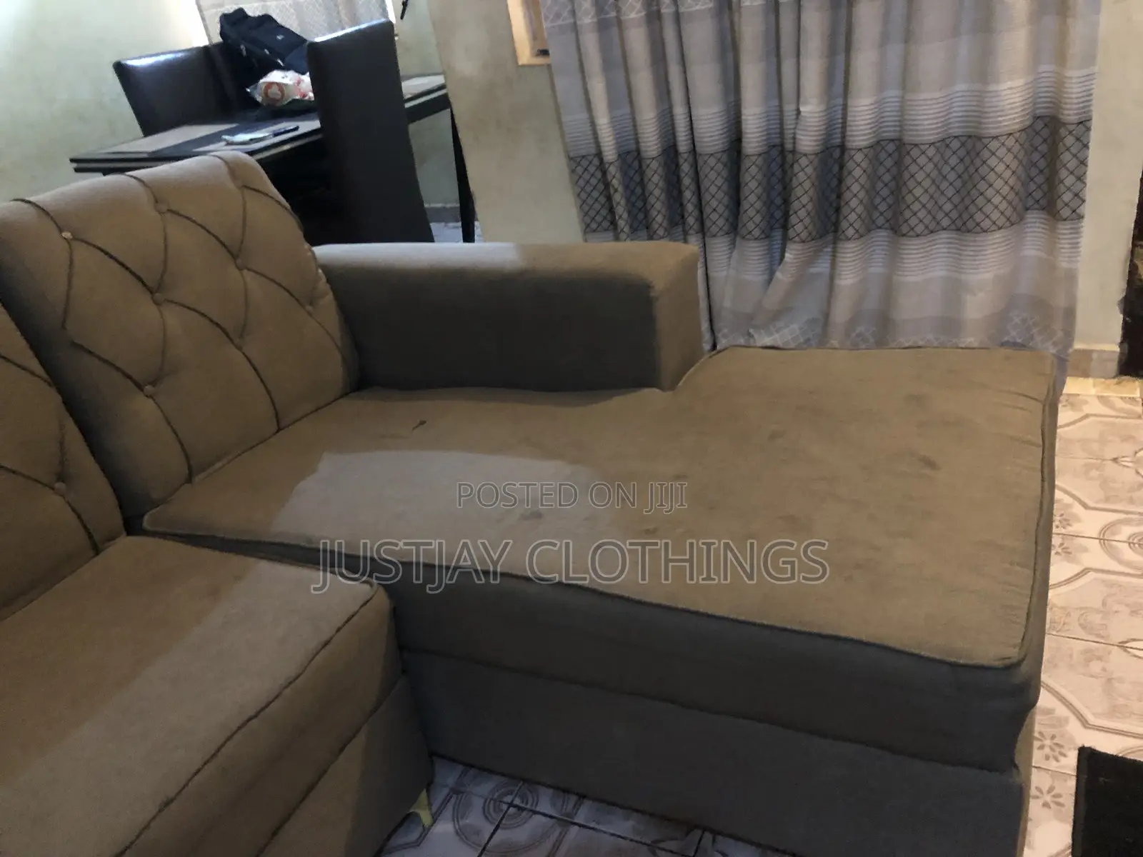 An Affordable Complete Set of Chairs