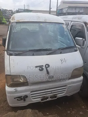 Suzuki Every 2010 White