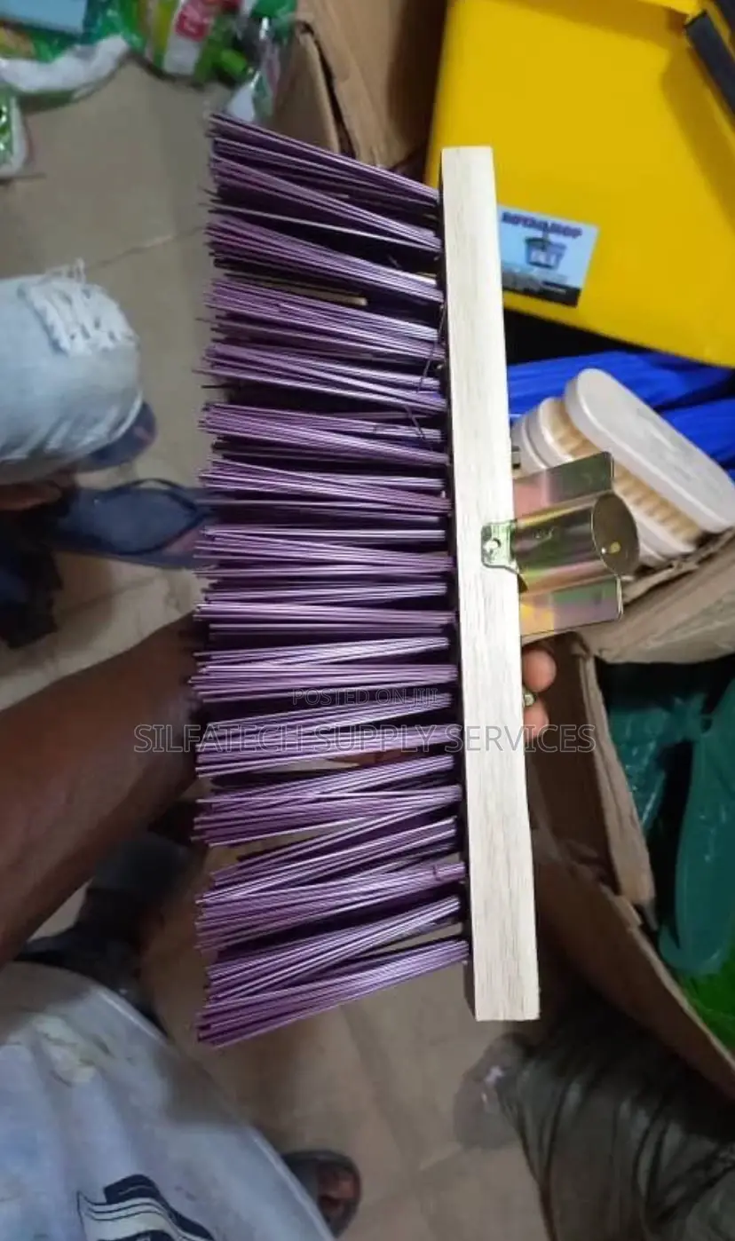 Original Hard Brush