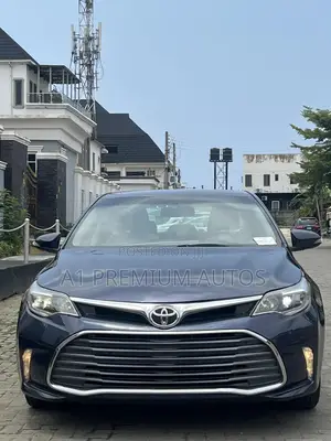 Toyota Avalon Limited 4dr Sedan (3.5L 6cyl 6A) 2014 Blue