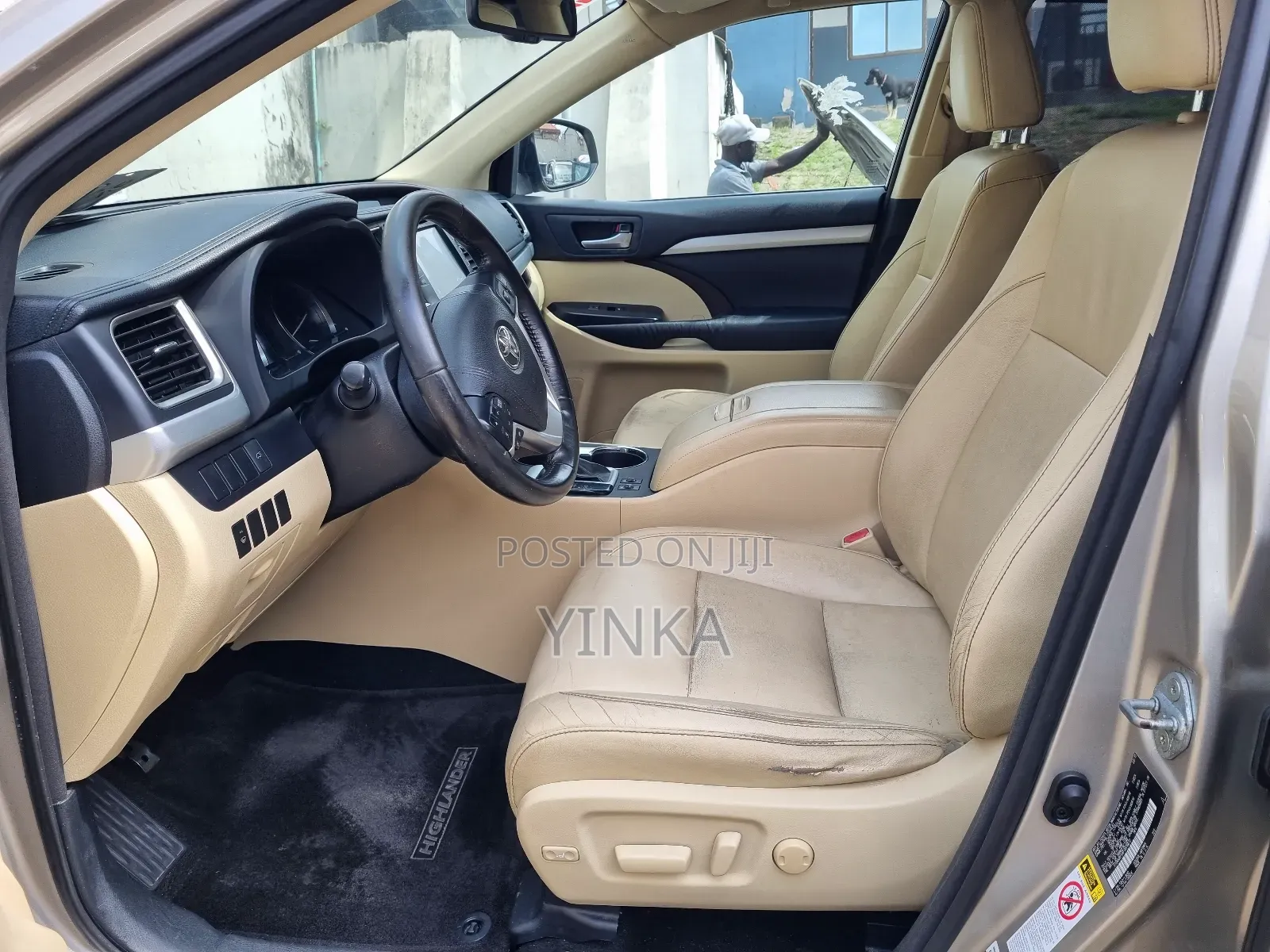 Toyota Highlander XLE 4dr SUV (3.5L 6cyl 6A) 2015 Gold
