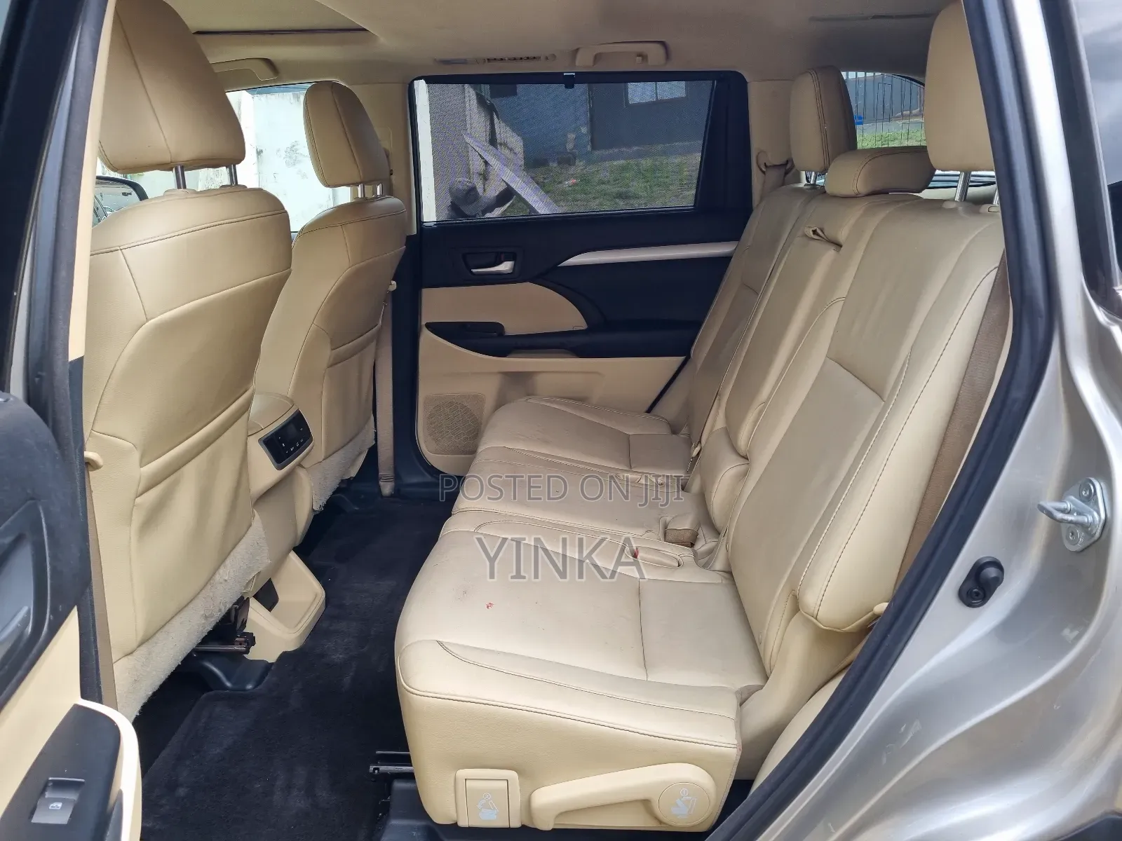 Toyota Highlander XLE 4dr SUV (3.5L 6cyl 6A) 2015 Gold
