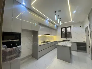 5bdrm Duplex in Omole Phase2 for rent