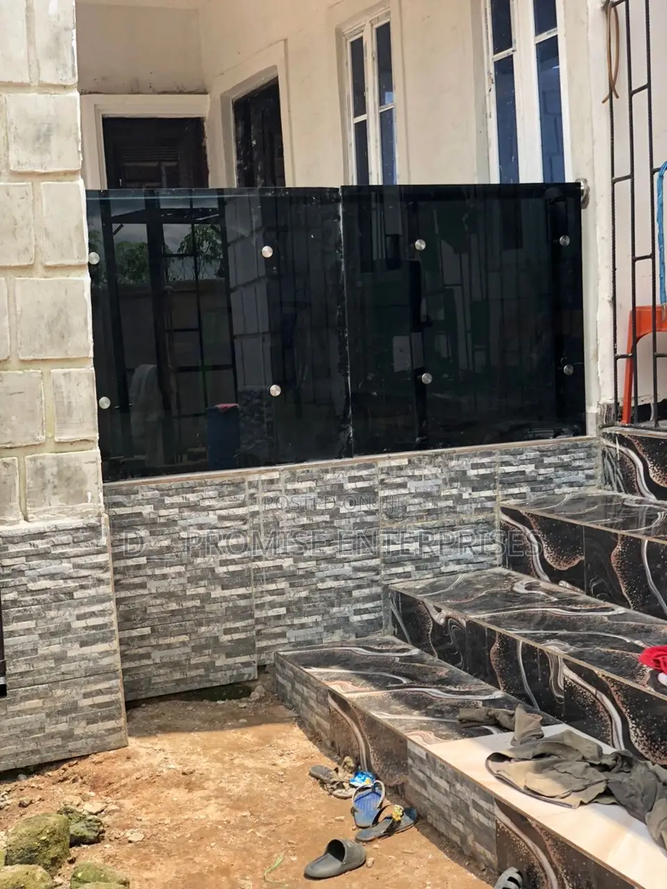 Down Balcony Frameless Glass