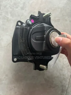 Engine Seat for Honda Cars.