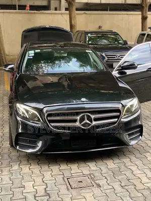 Mercedes-Benz E300 2017 Black